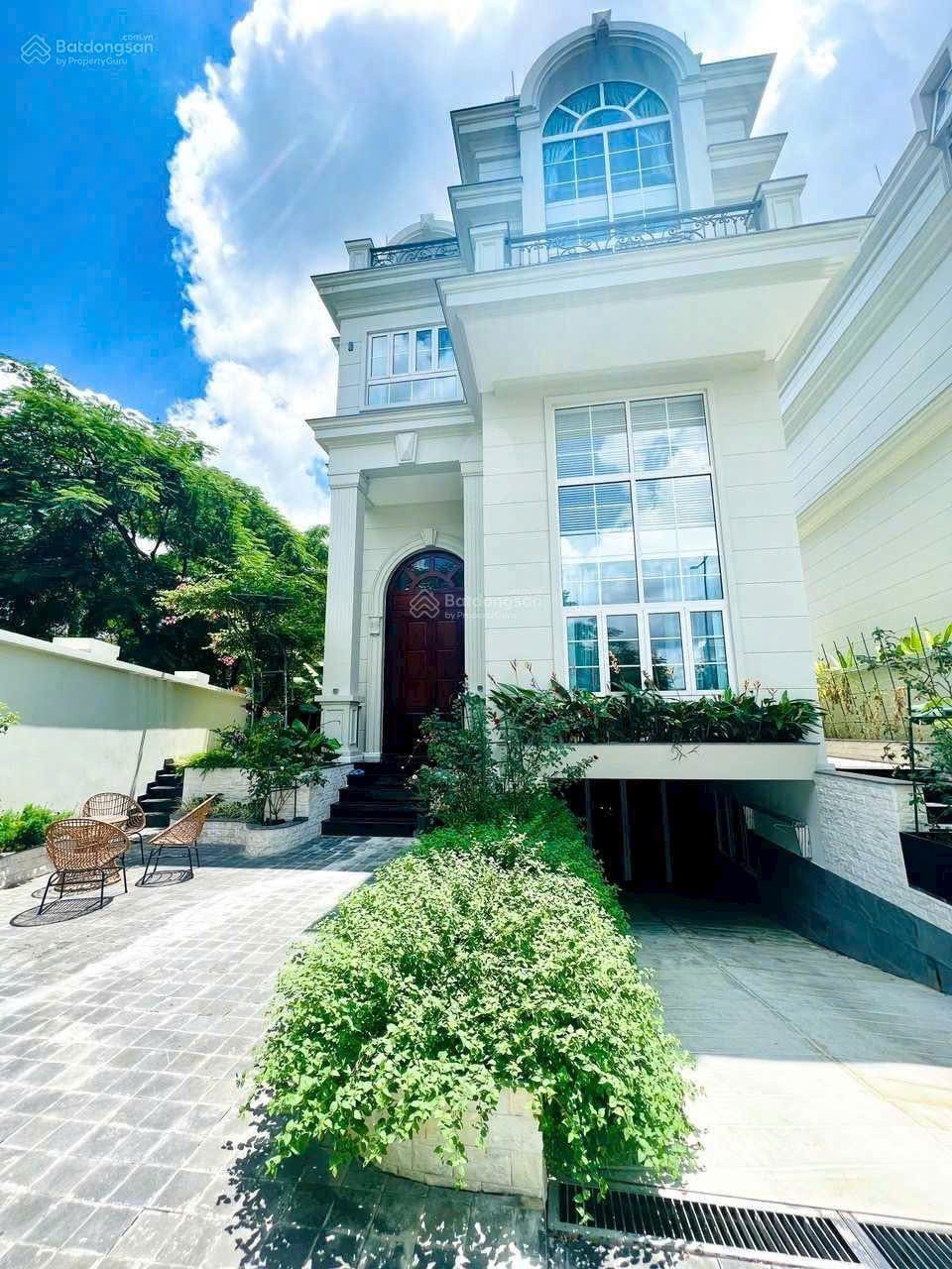 Cần bán Biệt thự Phường Thảo Điền, Quận 2, Diện tích 299m², Giá 83 Tỷ 2