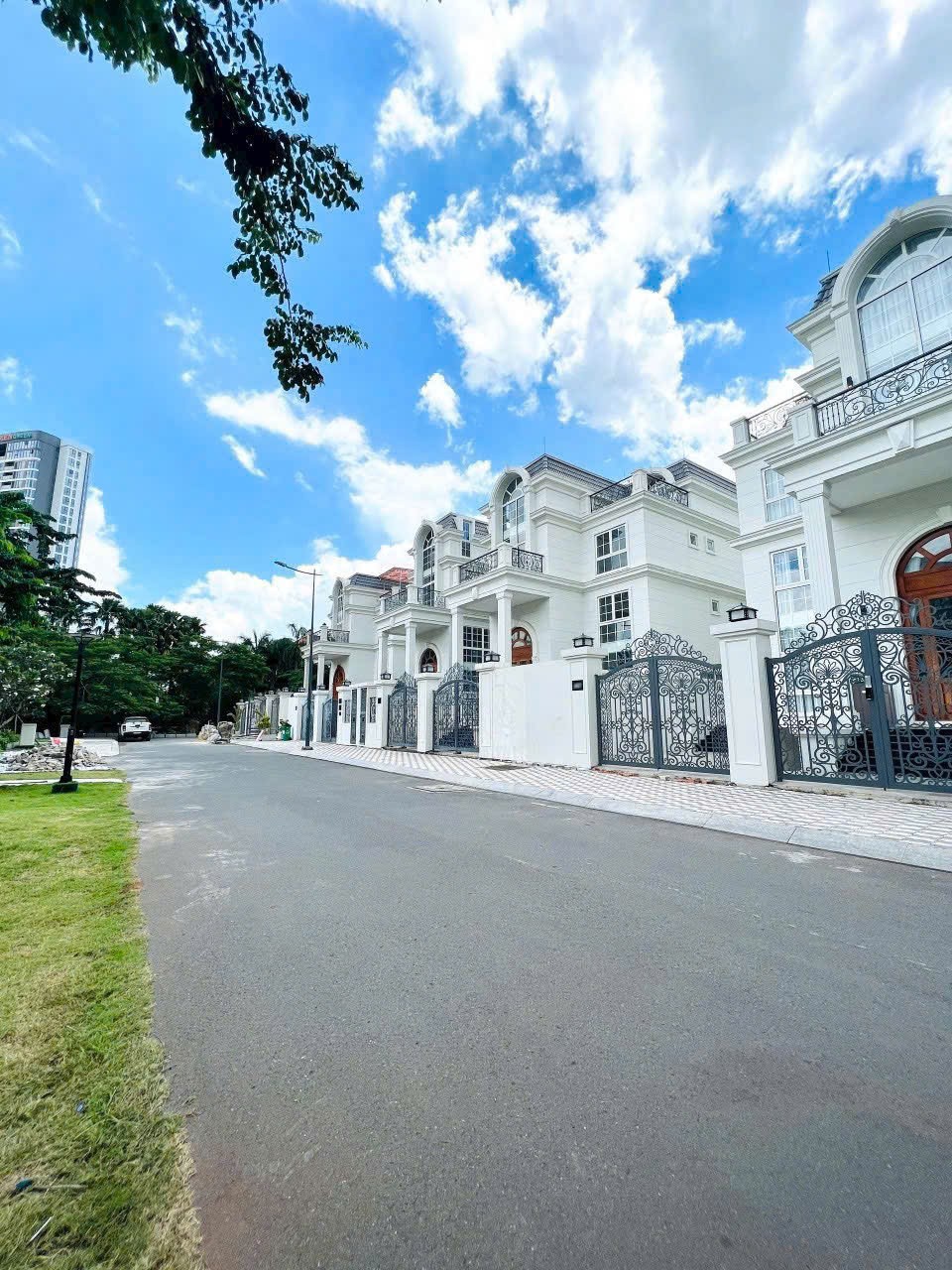 Cần bán Biệt thự Phường Thảo Điền, Quận 2, Diện tích 299m², Giá 83 Tỷ 5