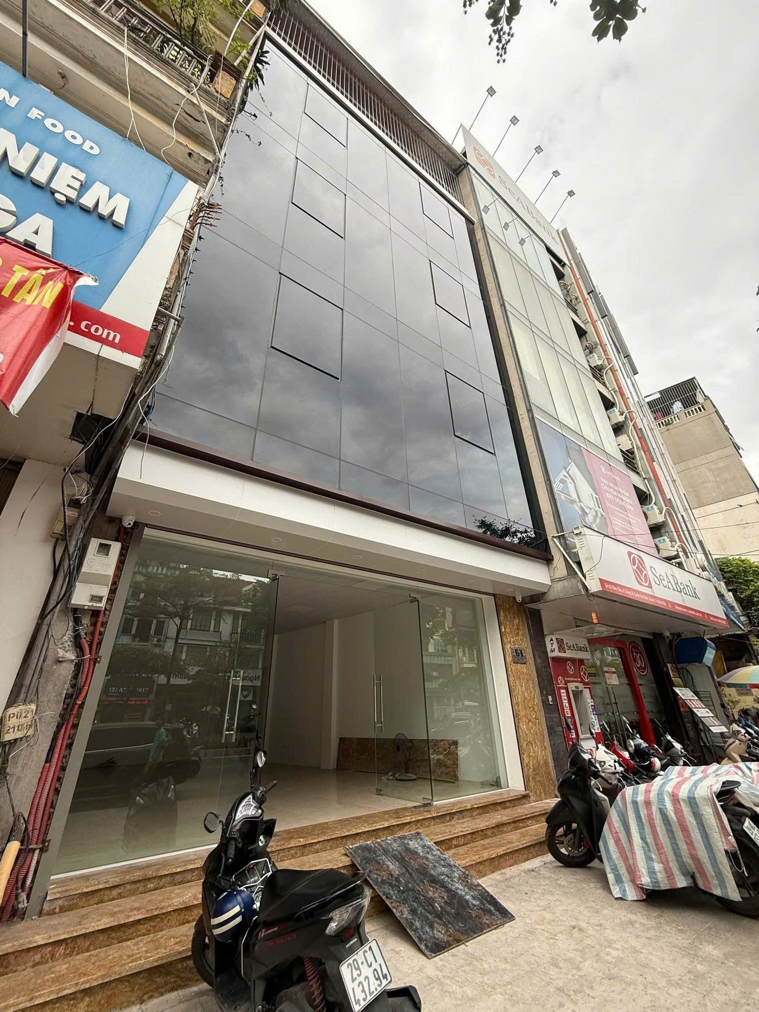 Mặt phố Đào Tấn Mặt Tiền 6.5M 5 Tầng Thang Máy 160M2 122 Tỷ 2