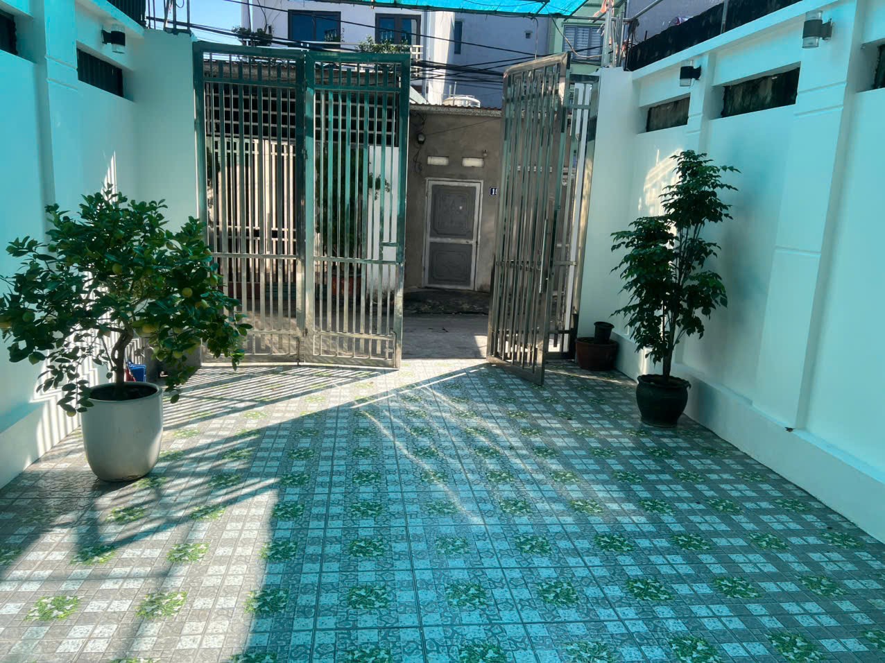 Cần bán 125m2 Nhà 3 Tầng Trung Dương - Gia Lâm. Cách Vin chưa đến 500m, ô tô vào nhà 4