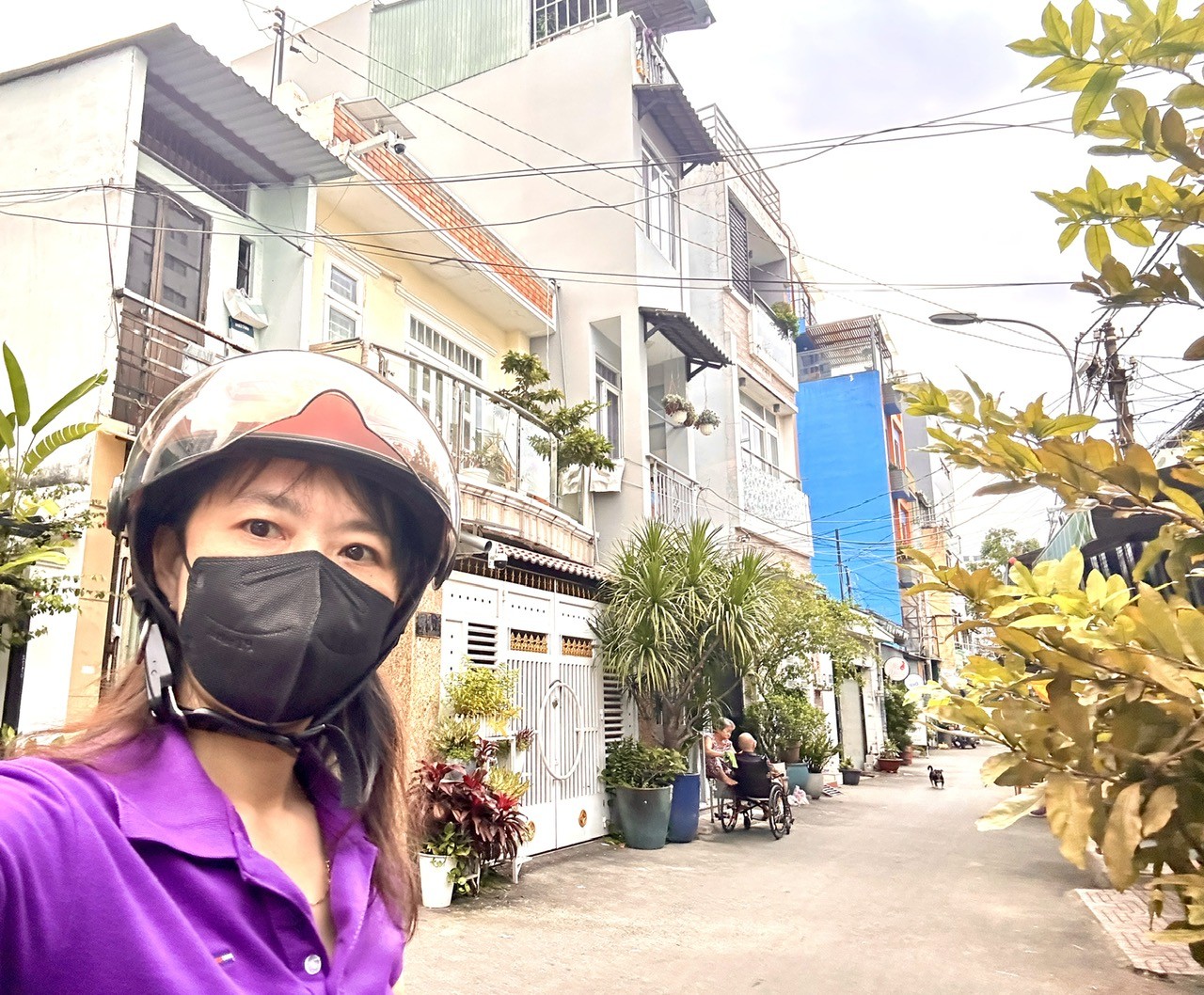 DUY NHẤT NHÀ BÁN BẾN VÂN ĐỒN- XE HƠI ĐẬU CỬA- LƯU THÔNG KHÁNH HỘI- HOÀNG DIỆU GẦN TRƯỜNG ĐẠI HỌC