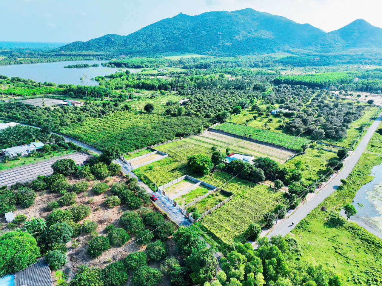 CHỦ KẸT TIỀN – CẦN BÁN GẤP LÔ ĐẸP NGAY TRUNG TÂM THỊ TRẤN PHƯỚC HẢI 2