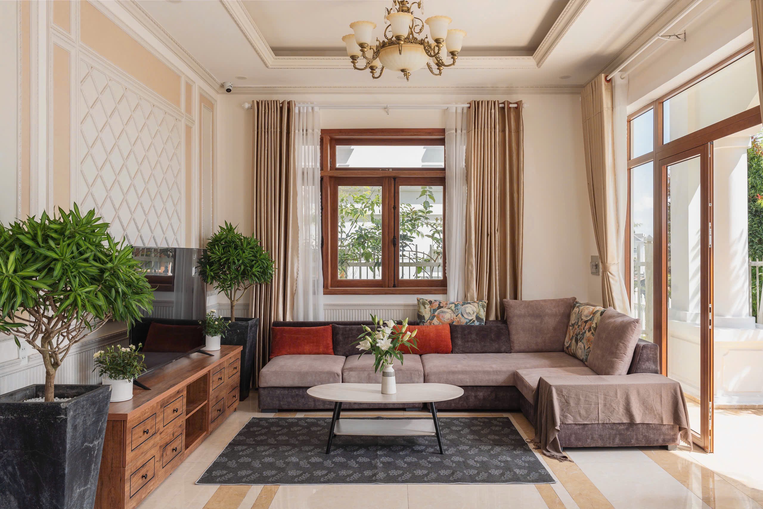 Cho thuê và sang villa 6 phòng đống đa phường 3 đà lạt 24tr 2