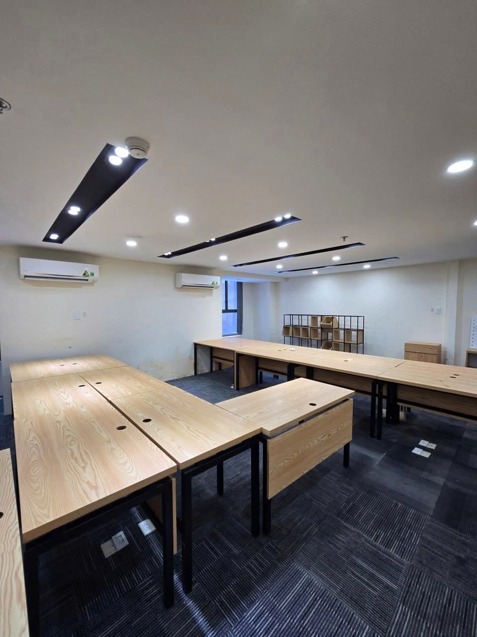 Cho thuê Văn phòng Phú Nhuận, Hồ Chí Minh, Diện tích 485m², Giá Thương lượng 8