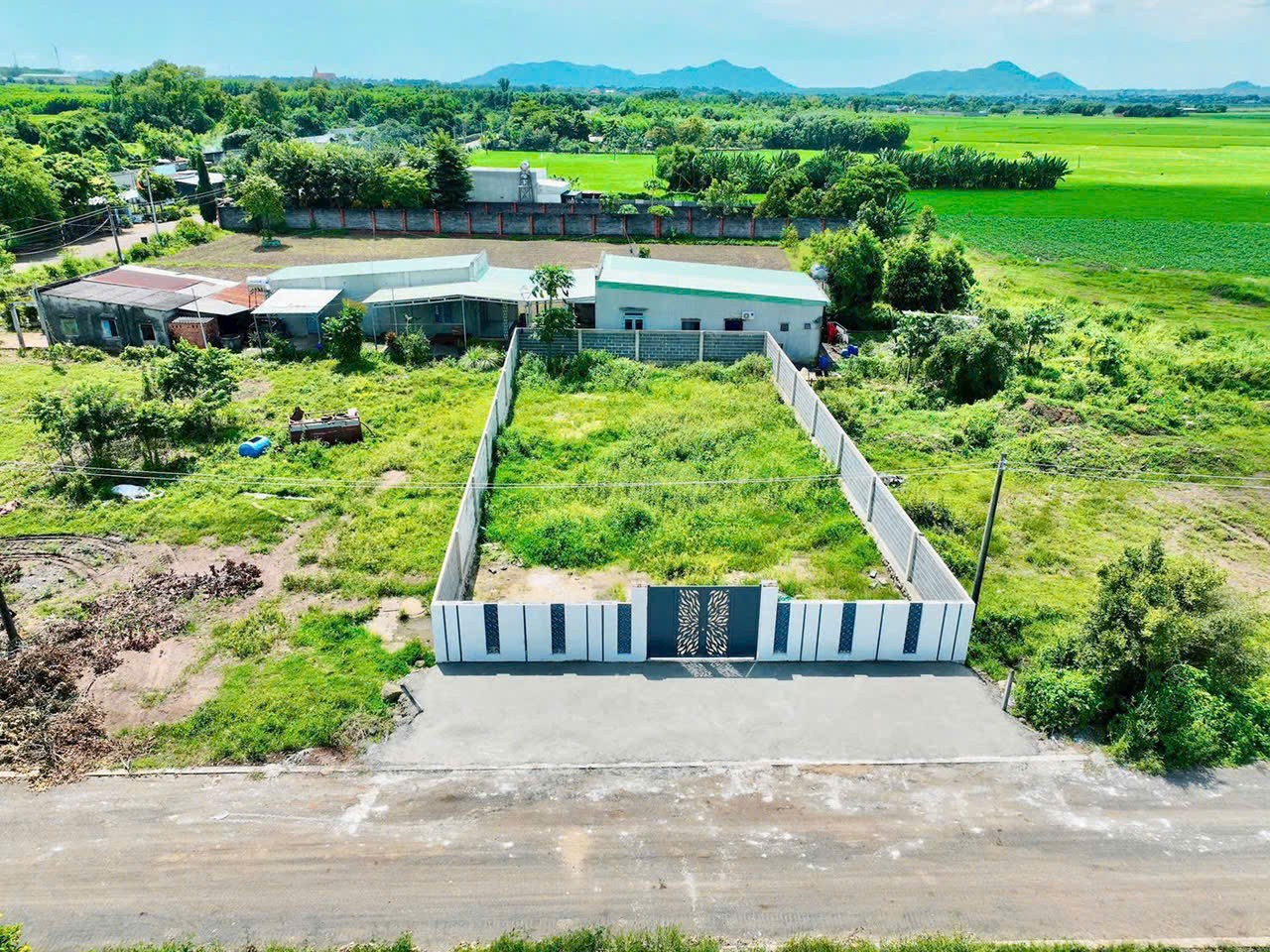 TIN NGỘP NÓNG – CHỦ KẸT DÒNG TIỀN, CẦN BÁN GẤP!!! 2