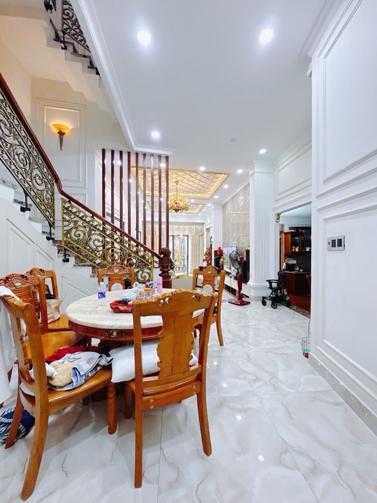 BÁN NHÀ ĐẸP LUNG LINH- Đ.TÔN ĐẢN- TƯƠNG LAI RA MT 40M- CÓ DT LỚN - TIỀM NĂNG CAO- LƯU THÔNG TÔN 4