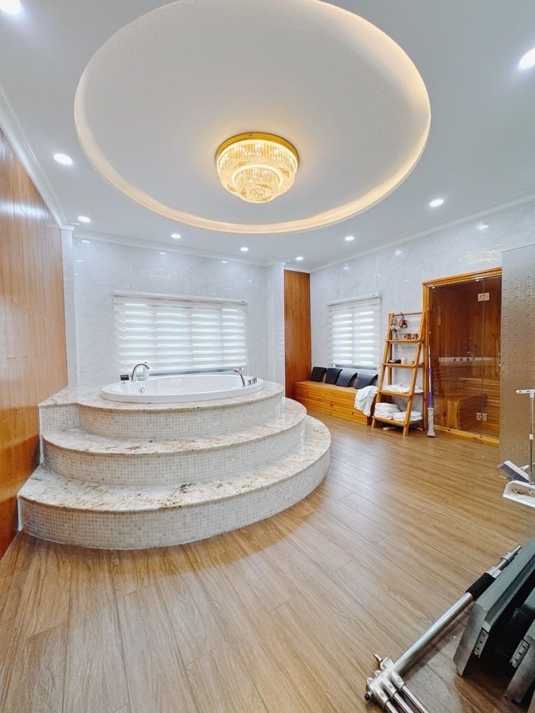 BÁN NHÀ ĐẸP LUNG LINH- Đ.TÔN ĐẢN- TƯƠNG LAI RA MT 40M- CÓ DT LỚN - TIỀM NĂNG CAO- LƯU THÔNG TÔN 5