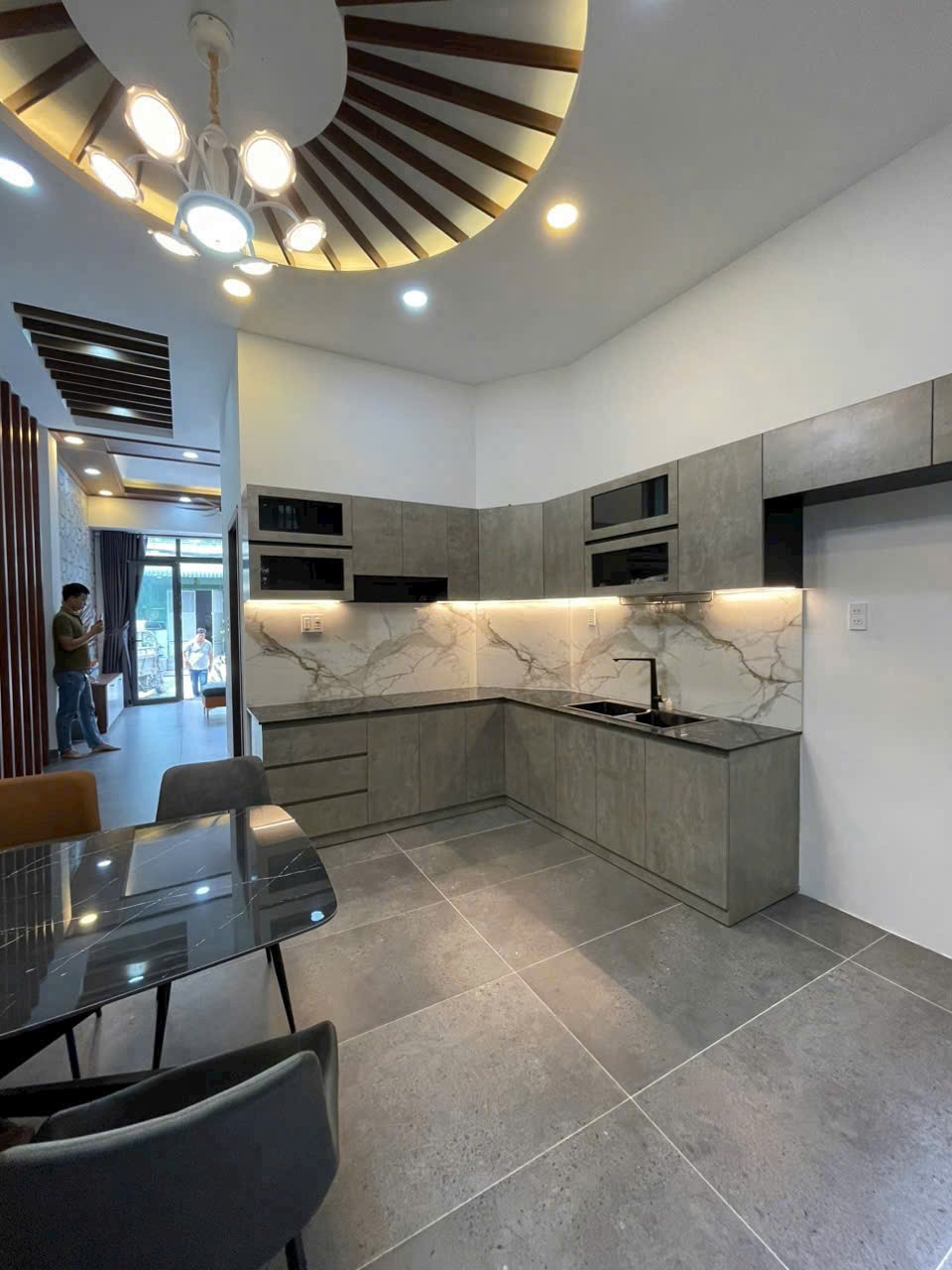 Bán nhà đẹp, thiết kế hiện đại mặt tiền Trần Thủ Độ, Tân Phú dt 48,6m2 2 lầu, 4pn, 3wc giá 8,9 tỷ 6