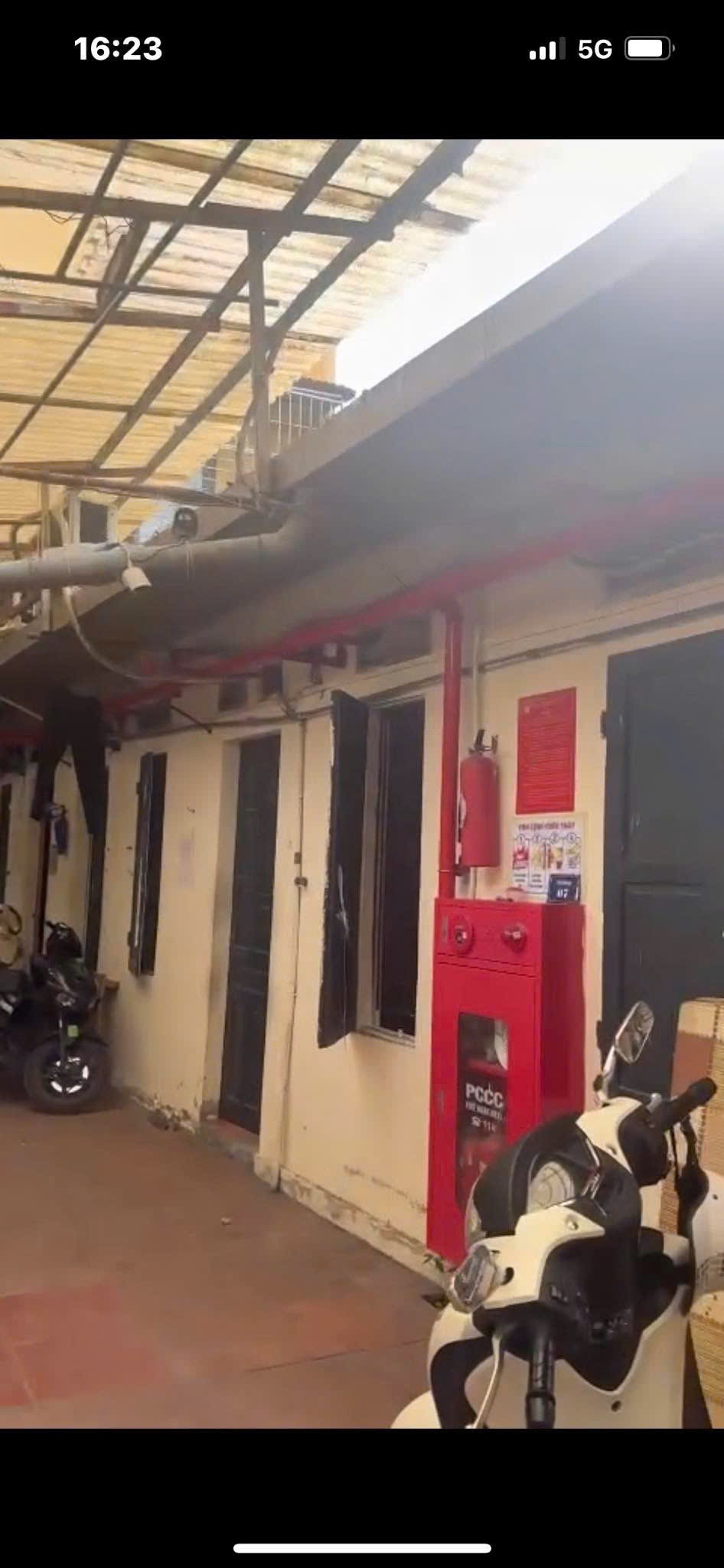 Bán nhà cấp 4 Bùi Huy Bích - giải phóng , ô tô đỗ cửa giá 1.9 tỉ 3