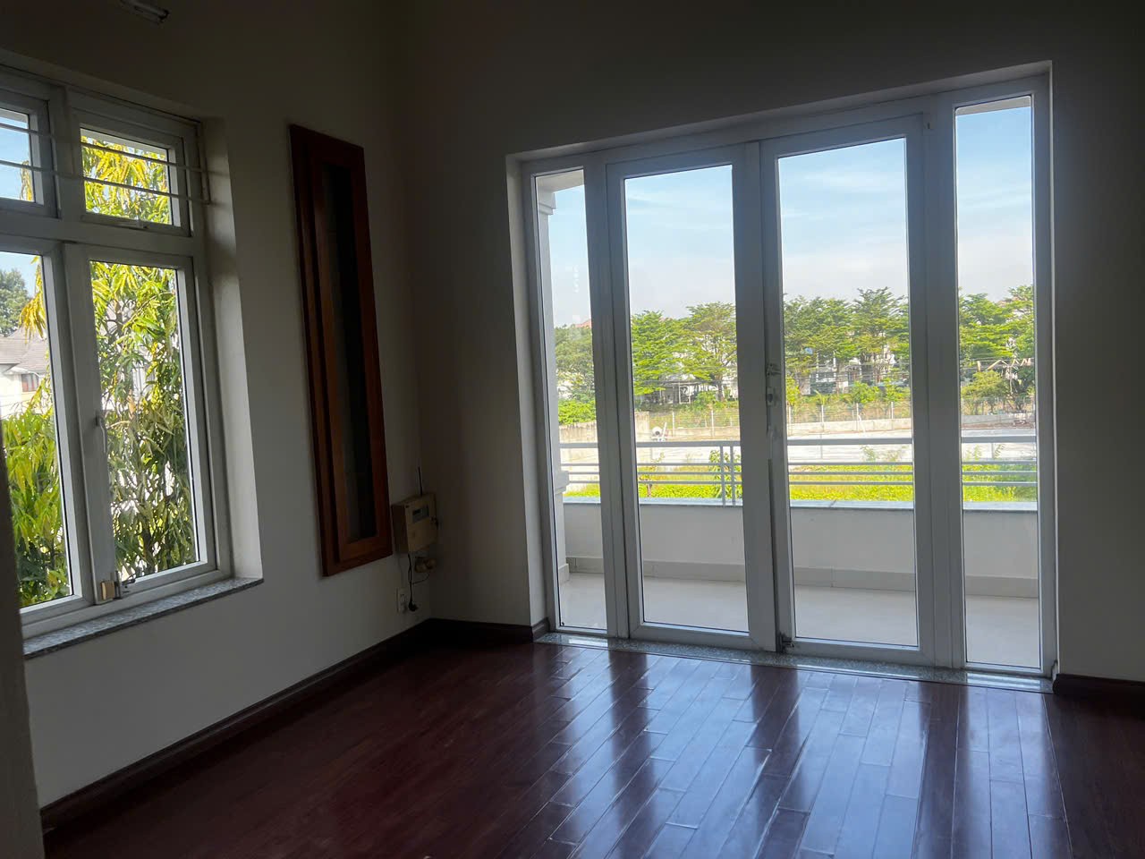 Cho thuê Biệt thự Phường Phú Hữu, Quận 9, Diện tích 360m², Giá 037 Triệu/tháng 23