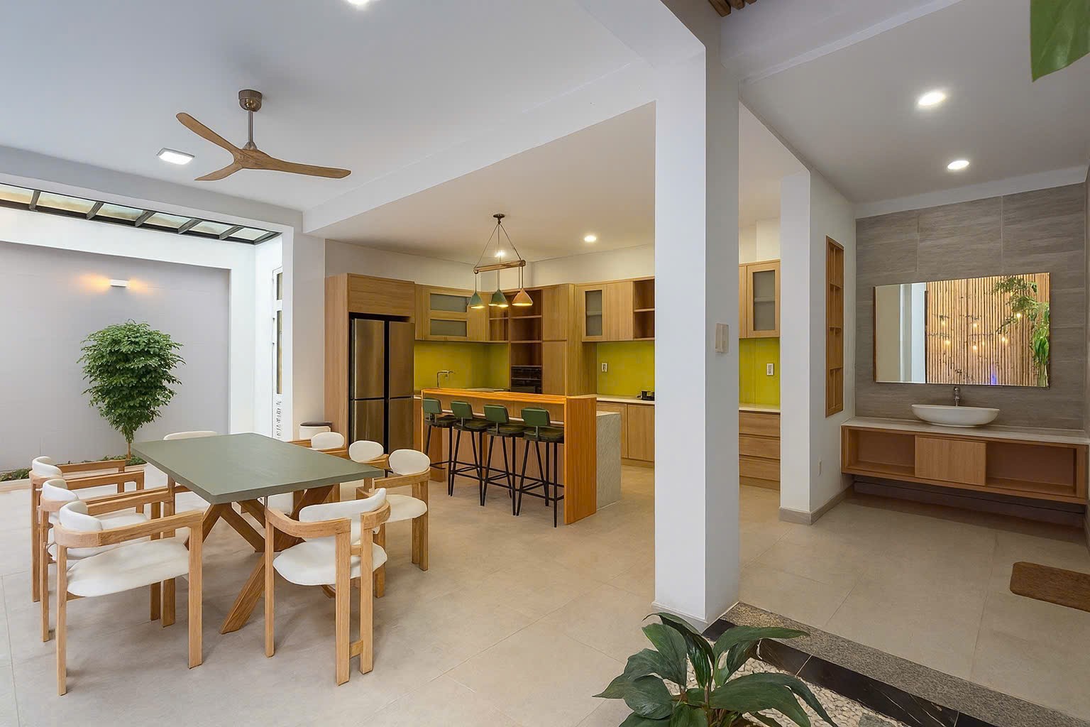 Cho thuê Biệt thự Phường Hiệp Bình Phước, Thủ Đức, Diện tích 200m², Giá 70 Triệu/tháng 2