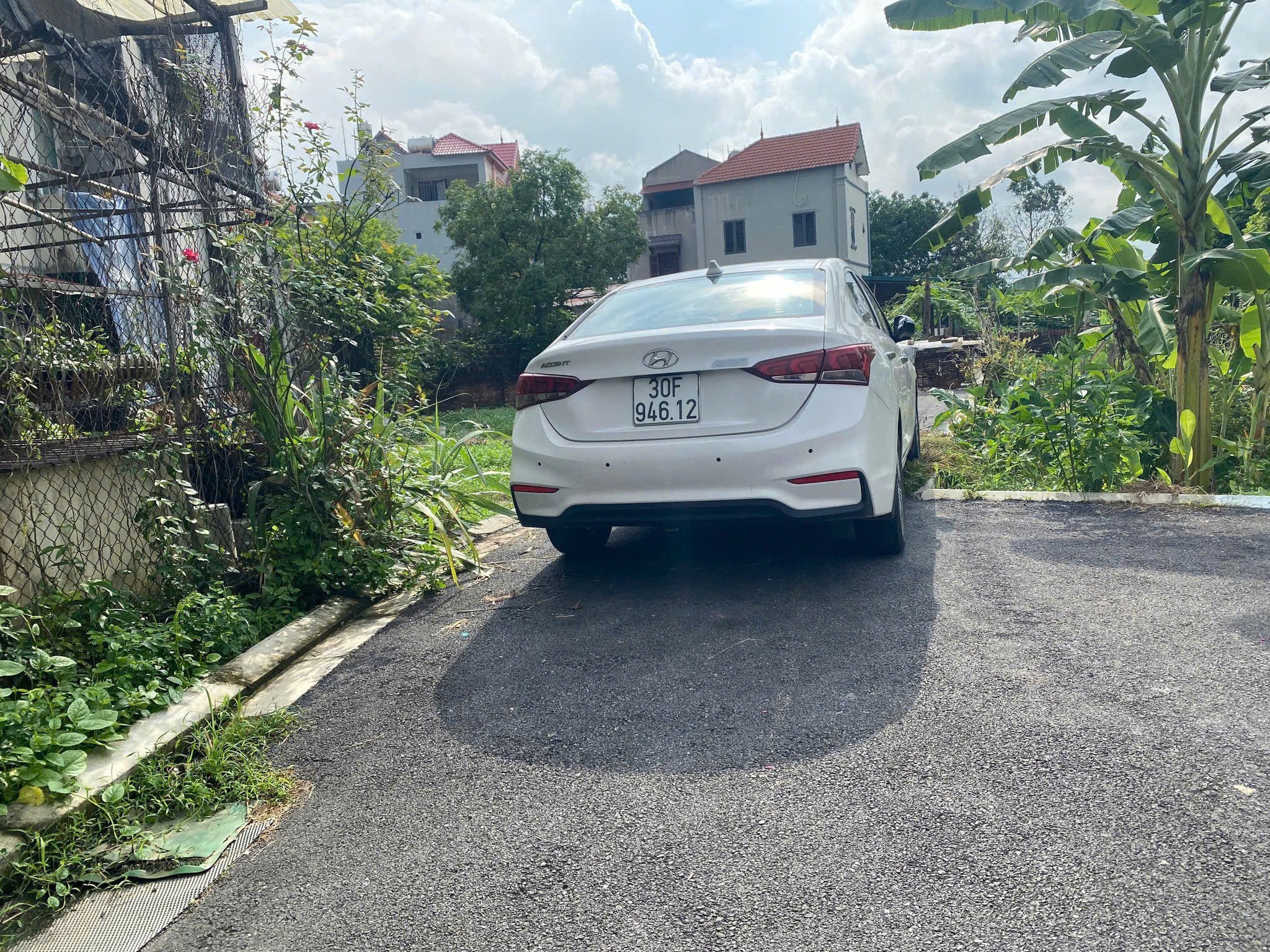 Cần bán gấp mảnh đất Đa Tốn, đường trải nhựa ô tô vào, nhỉnh 3 tỷ. LH:0379483926 3