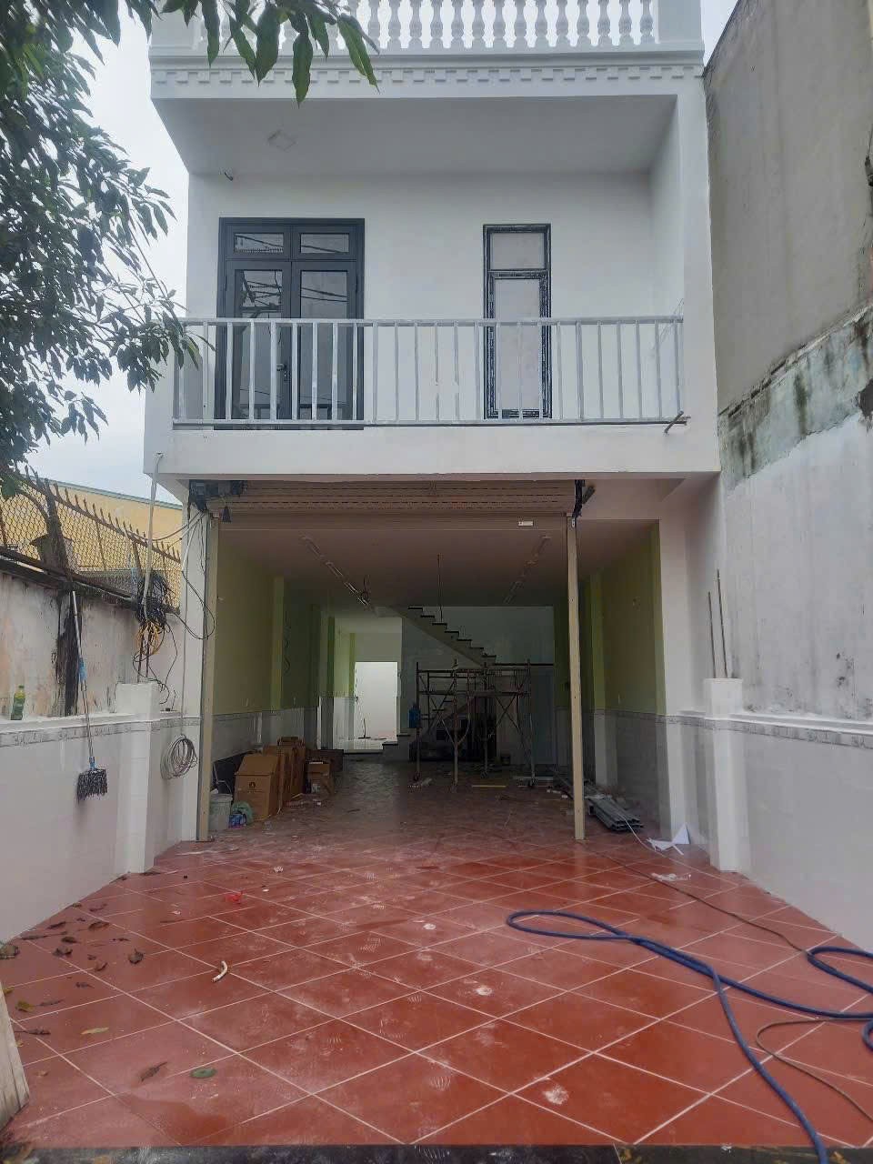 BÁN NHÀ 2 TẦNG (5.3x28) MẶT TIỀN THỚI TAM THÔN 6 – TRUNG TÂM HÓC MÔN 3