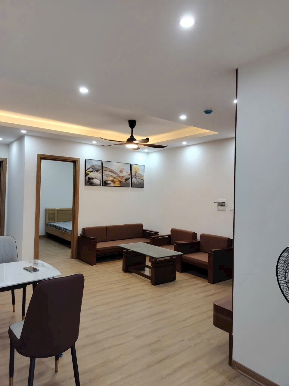 Chính chủ bán căn hộ chung cư 70m2, 2 PN, full nội thất tại Thanh Hà-Hà Đông