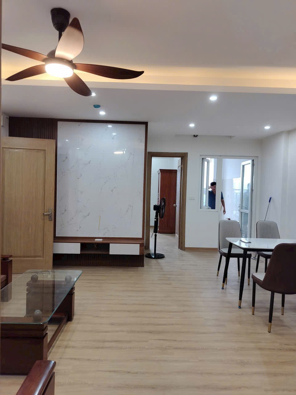 Chính chủ bán căn hộ chung cư 70m2, 2 PN, full nội thất tại Thanh Hà-Hà Đông 2