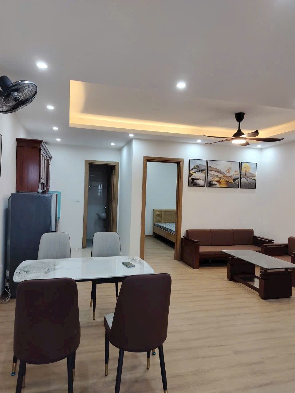 Chính chủ bán căn hộ chung cư 70m2, 2 PN, full nội thất tại Thanh Hà-Hà Đông 4