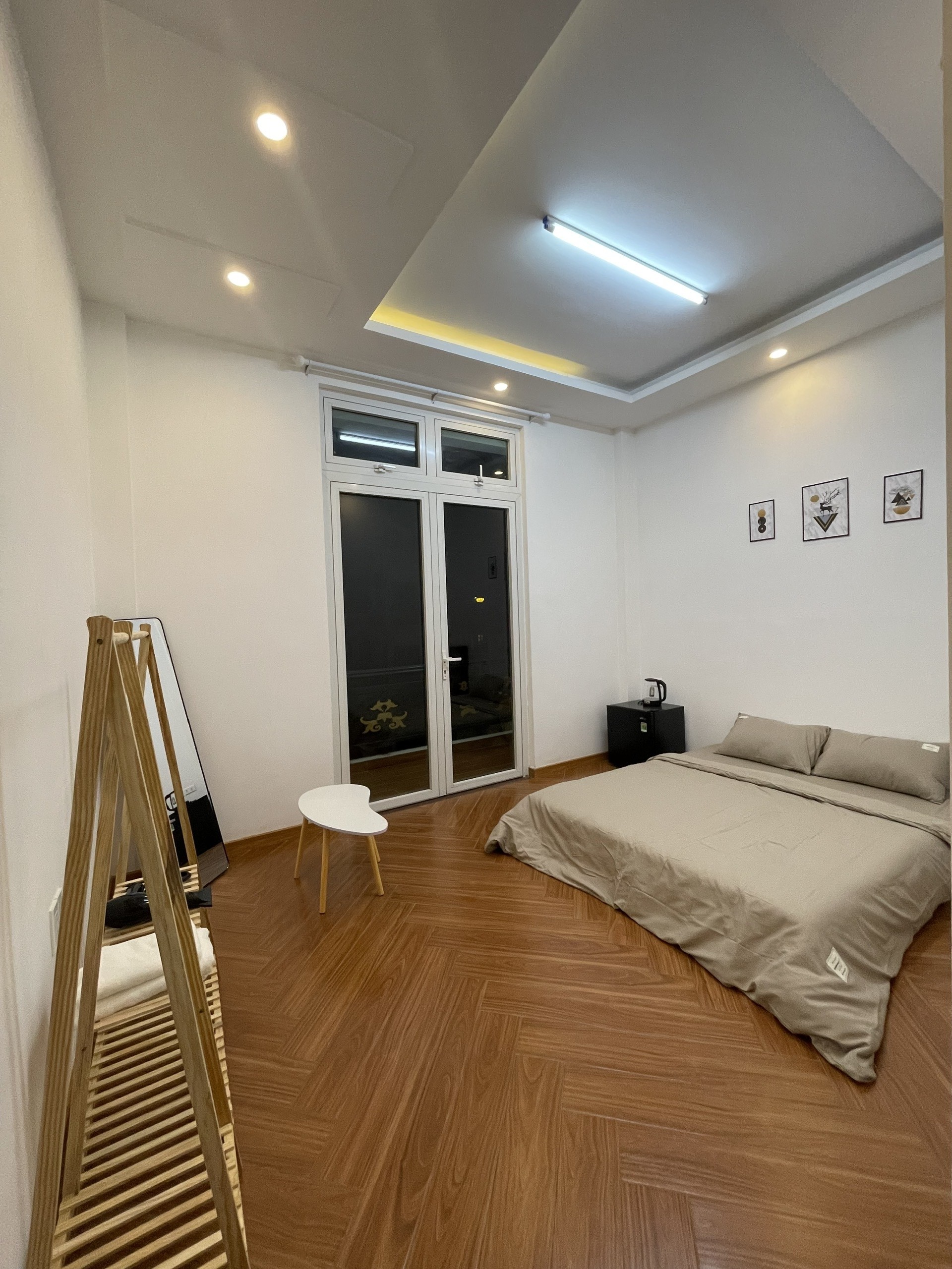 Cho thuê nhà mặt tiền Phan Đình Phùng, Phường 2, Đà Lạt có 8 phòng và mặt bằng kinh doanh 3