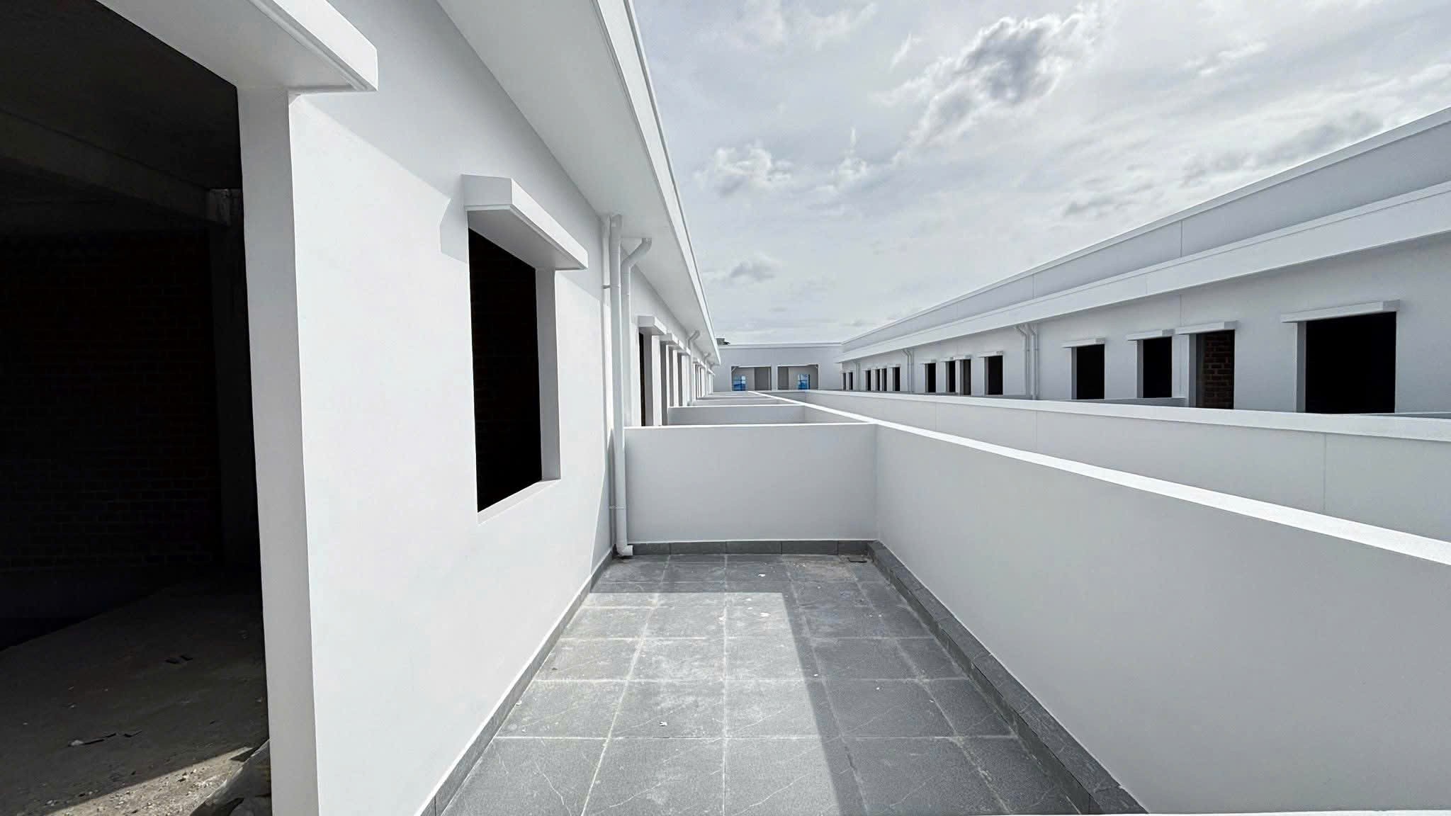 SHOPHOUSE MẶT BIỂN BÌNH SƠN – CHUỖI TIỆN ÍCH ĐẲNG CẤP GIÁ CHỈ 8,X TỶ. 6