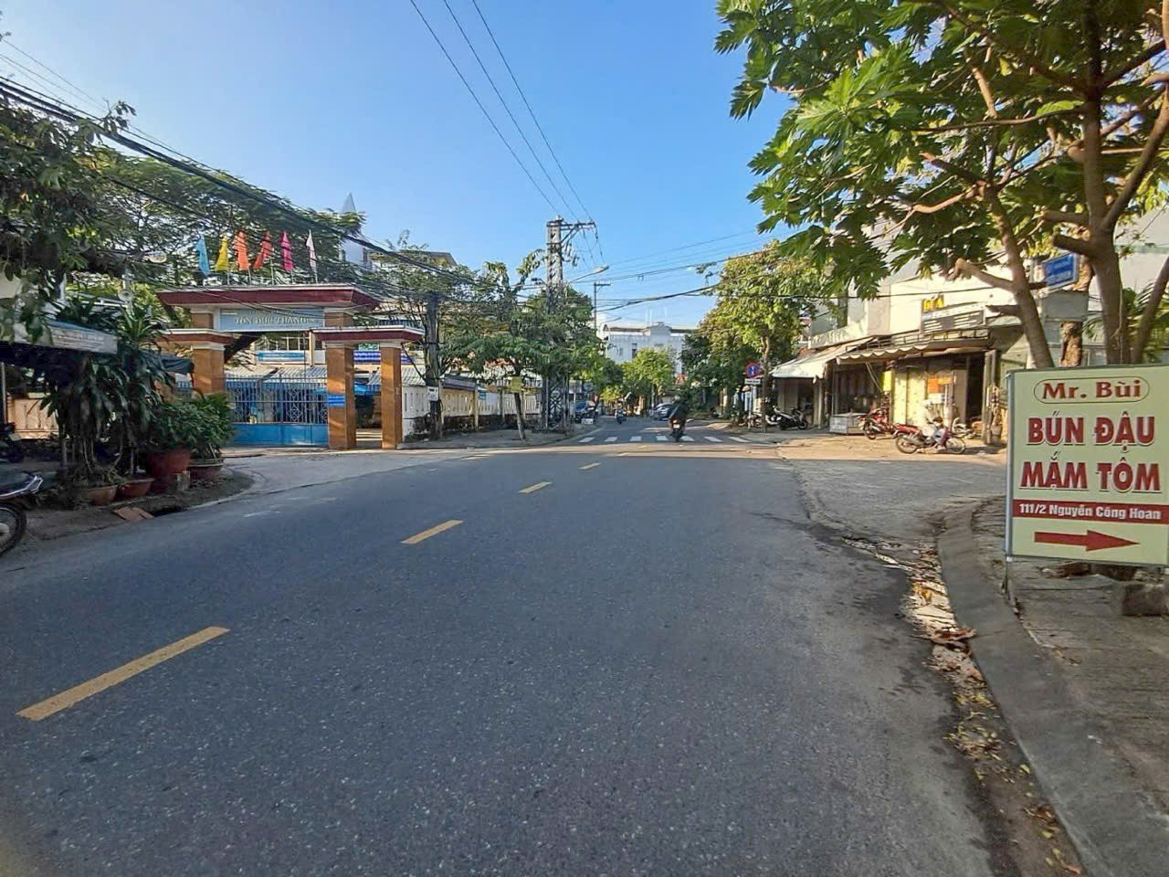 VÀI BƯỚC RA MẶT TIỀN LỚN- ĐƯỜNG 6M -NGUYỄN CÔNG  HOAN