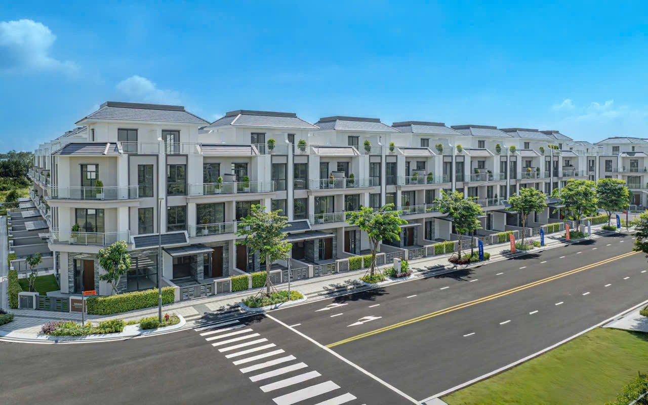 Cần bán Nhà mặt tiền Quận 9, Hồ Chí Minh, Diện tích 102m², Giá 028.7 Tỷ