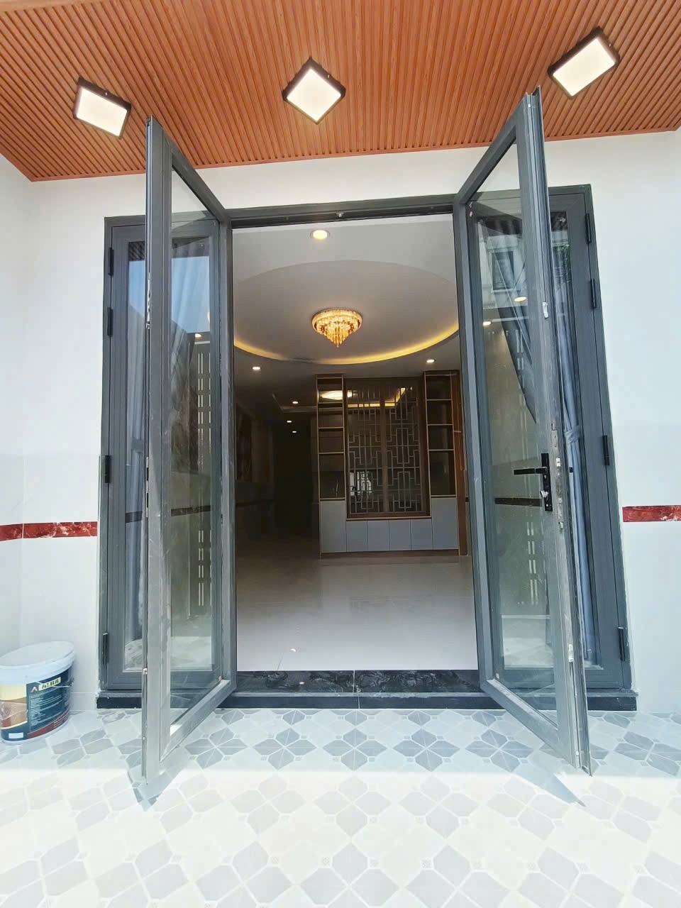 Bán 2 căn nhà phố kdc Cát Tường Phú Sinh, xã Mỹ Hạnh Bắc dt 54m2 2 lầu 3pn 3wc giá 2,28 tỷ / 1 căn 4