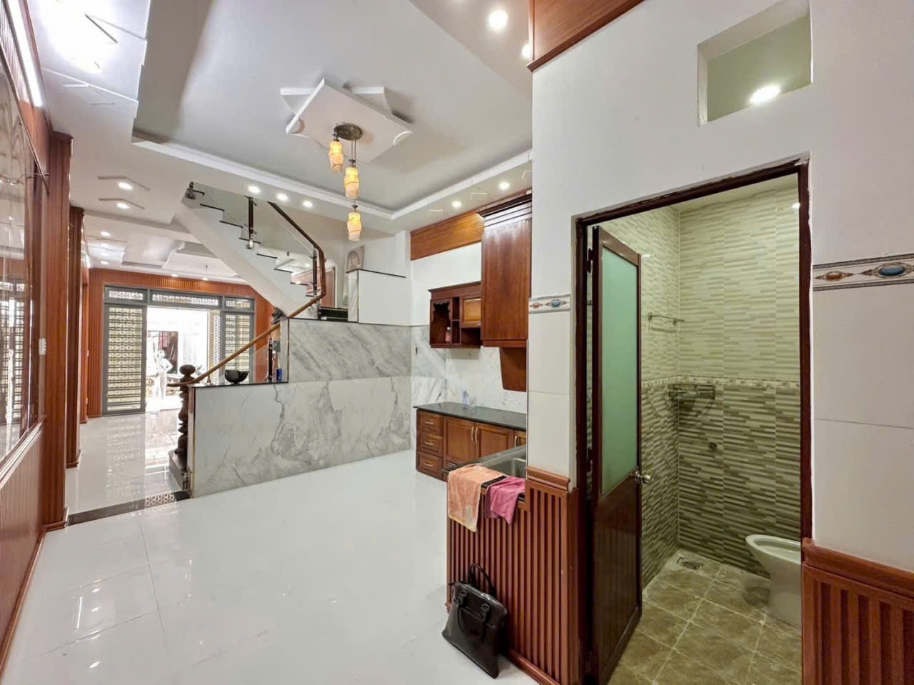 Bán nhà hẻm đường số 6, Bình Hưng Hòa dt 48m2, 3 lầu, 5pn, 4wc giá 6,15 tỷ 8