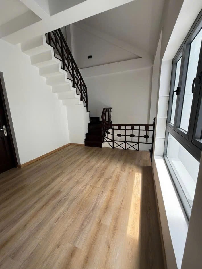 Cho thuê Nhà mặt tiền Quận 9, Hồ Chí Minh, Diện tích 160m², Giá 22 Triệu/tháng 5