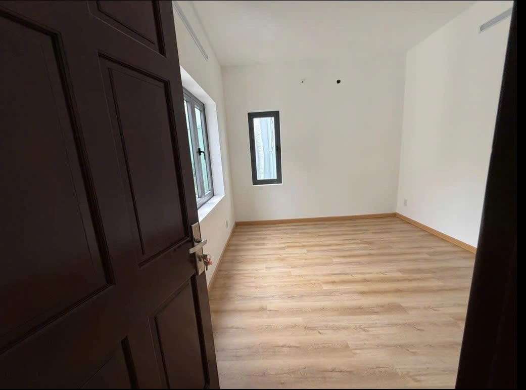 Cho thuê Nhà mặt tiền Quận 9, Hồ Chí Minh, Diện tích 160m², Giá 22 Triệu/tháng
