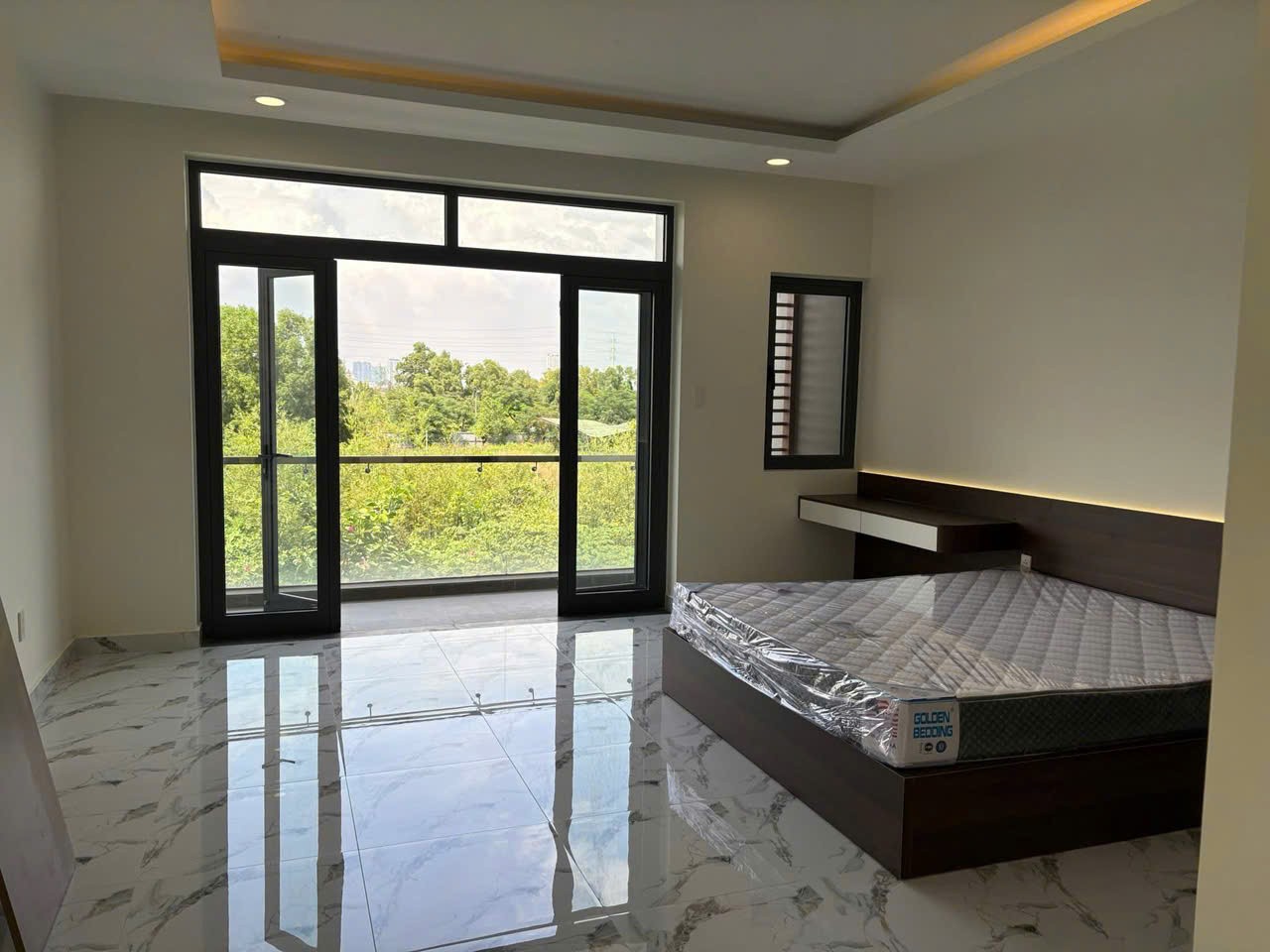 Cho thuê Nhà mặt tiền Phường Cát Lái, Quận 2, Diện tích 400m², Giá Thương lượng 2