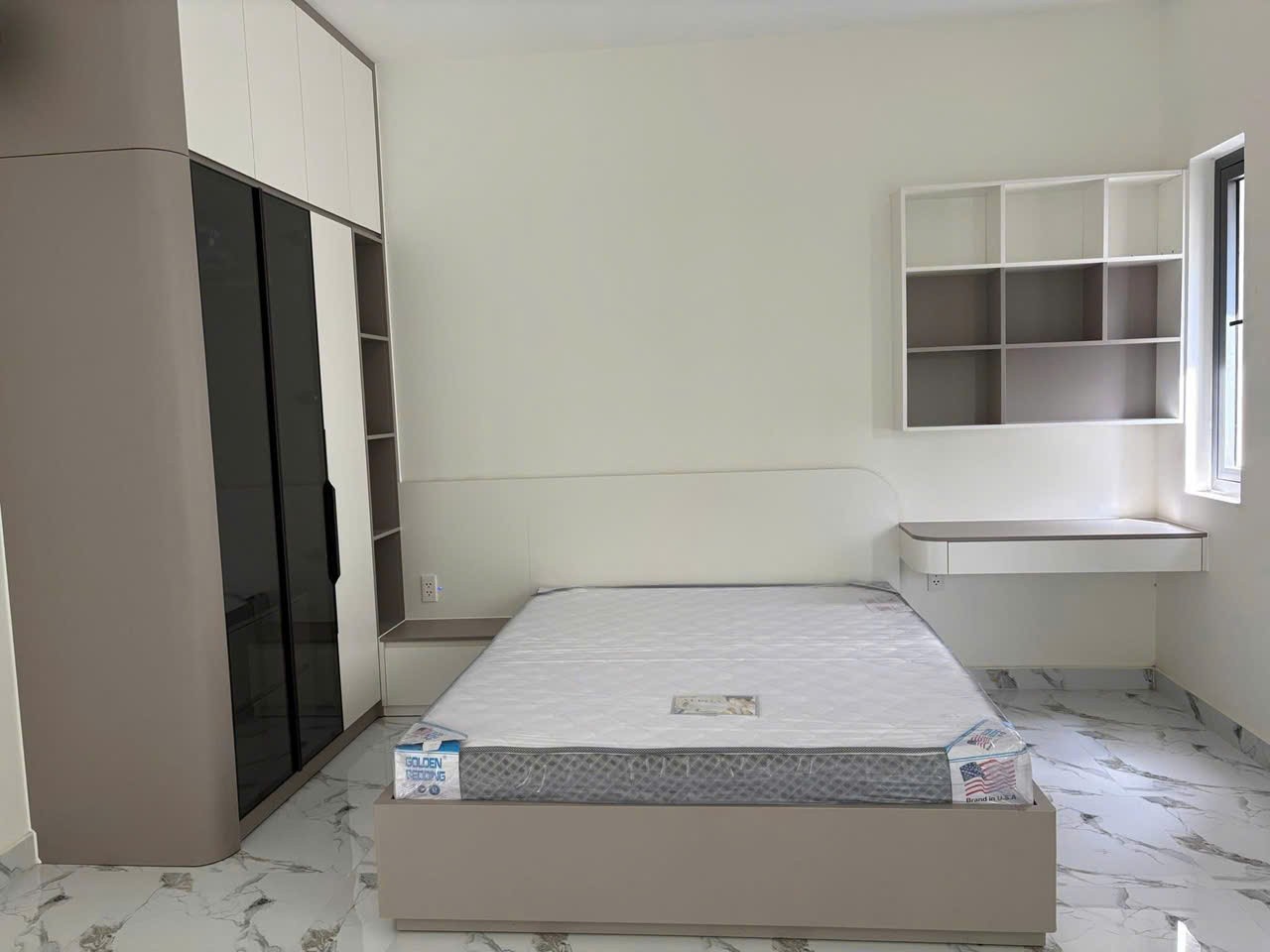 Cho thuê Nhà mặt tiền Phường Cát Lái, Quận 2, Diện tích 400m², Giá Thương lượng 7
