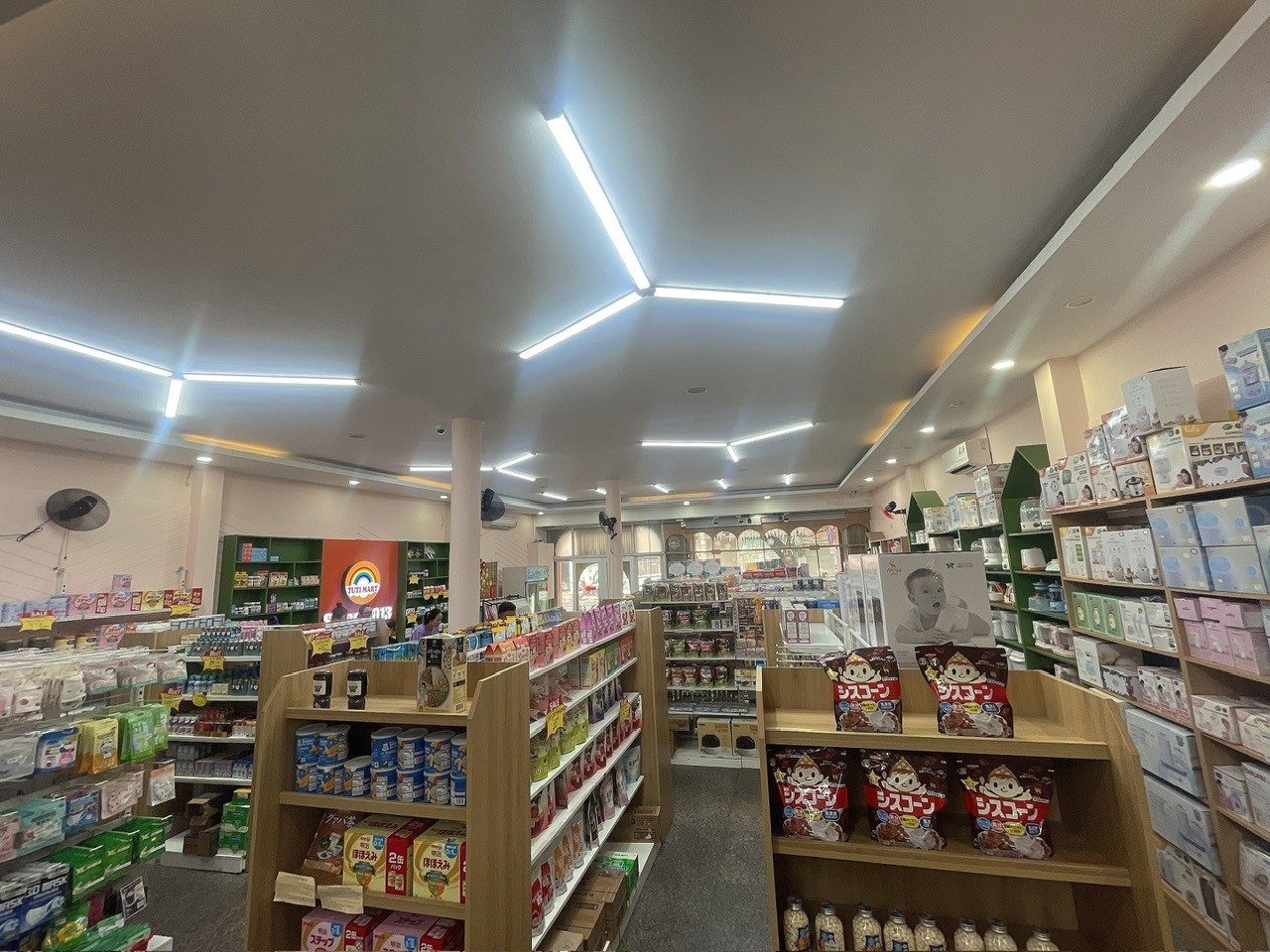 Nhà cho thuê Đỗ Bá Đà Nẵng căn góc lô đôi 2 tầng diện tích 180m² gần biển 2