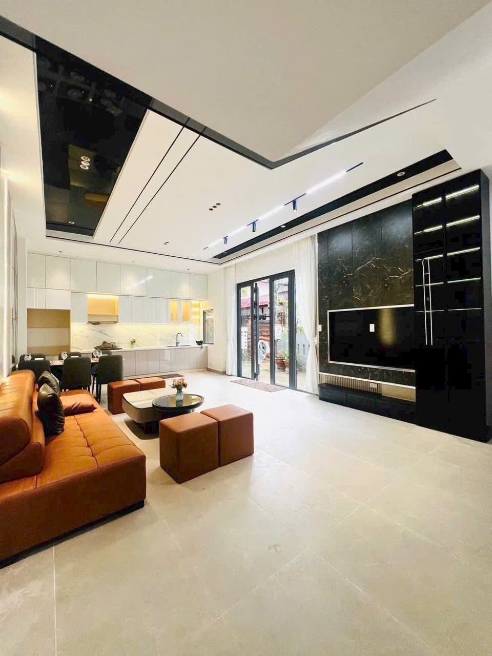 NHÀ MỚI 2 TẦNG MỚI KIỆT BẾ VĂN ĐÀN. 2