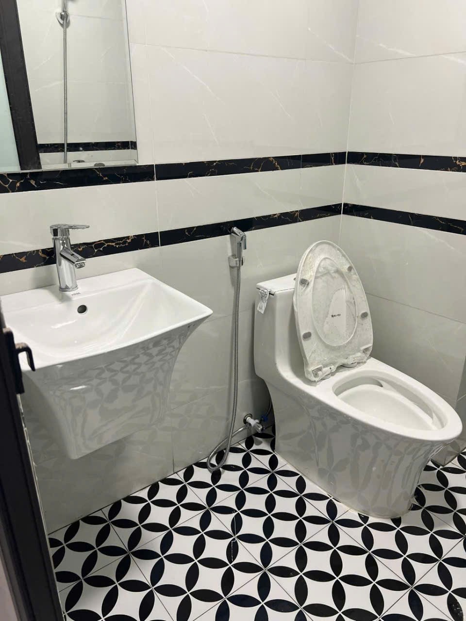 PHÚ LƯƠNG HÀ ĐÔNG _35M 4 TẦNG NHỈNH 4 TỶ _ HƠN 100M RA ÔTÔ TRÁNH _ĐÔNG DÂN _ GẦN CÁC TRƯỜNG ĐẠU 3