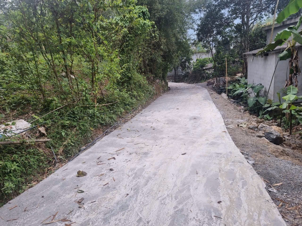 Cần bán Đất đường Quốc Lộ 12B, Xã Tú Sơn, Diện tích 2200m², Giá 2.6 Tỷ 8