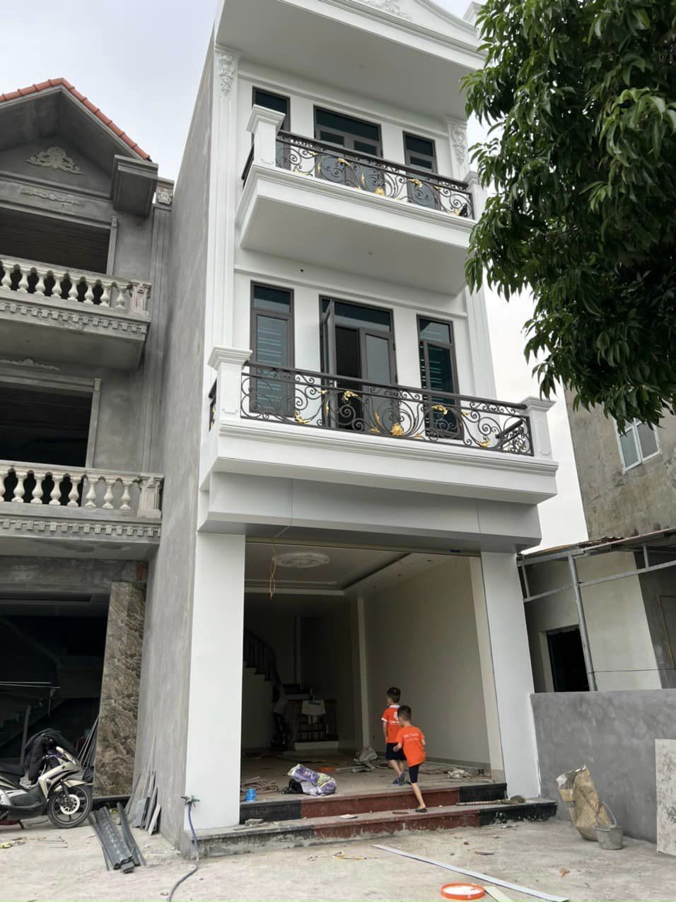 Bán nhà 3 tầng ngõ phố Bá Liễu, ph Tân Hưng, TP HD, 58.8m2, 3 tầng, 3 ngủ, ngõ ô tô, giá tốt 2