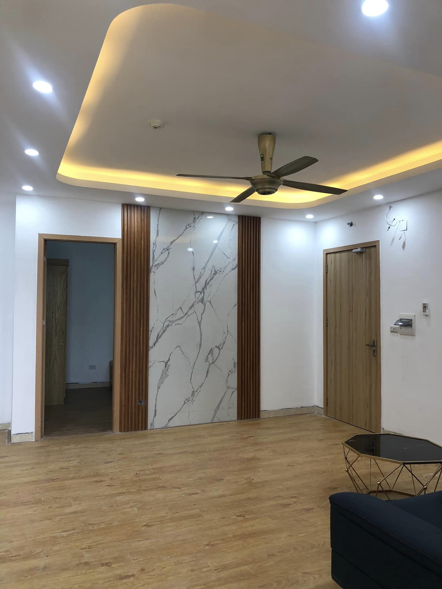 Chính chủ cần bán gấp căn hộ 70m2, CC Thanh Hà Mường Thanh, giá siêu rẻ.