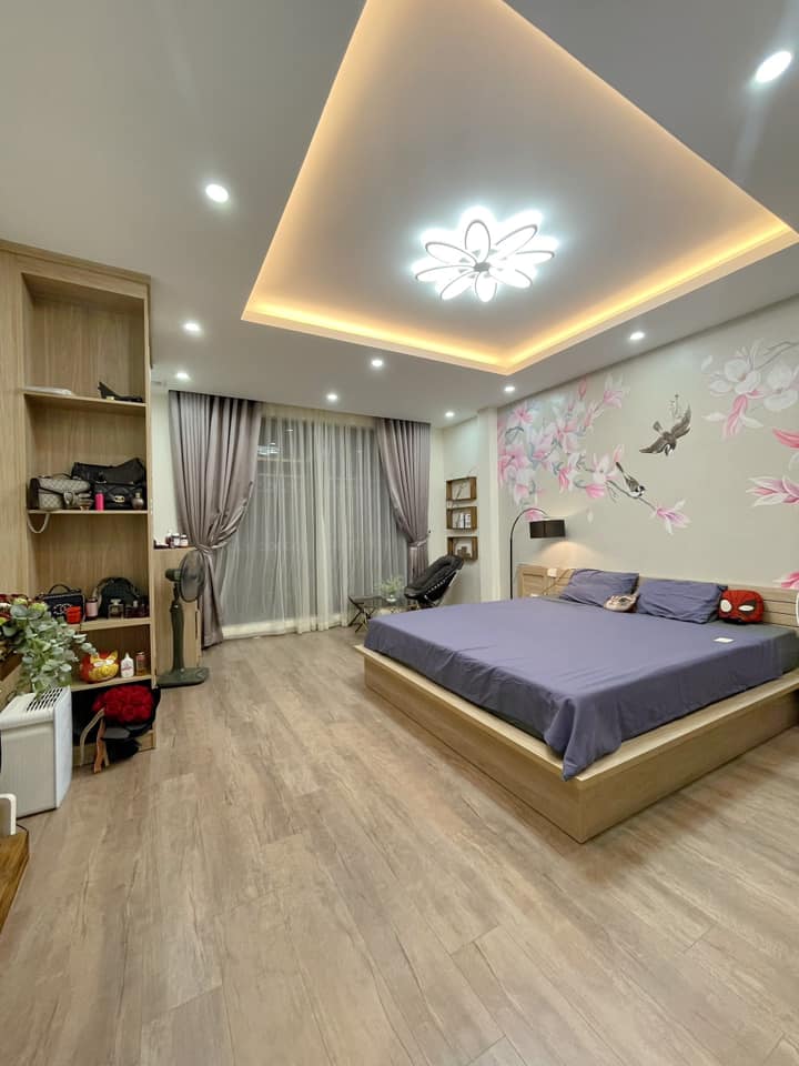 Cần bán Nhà mặt tiền Phường Kim Mã, Ba Đình, Diện tích 64m², Giá 7.4 Tỷ