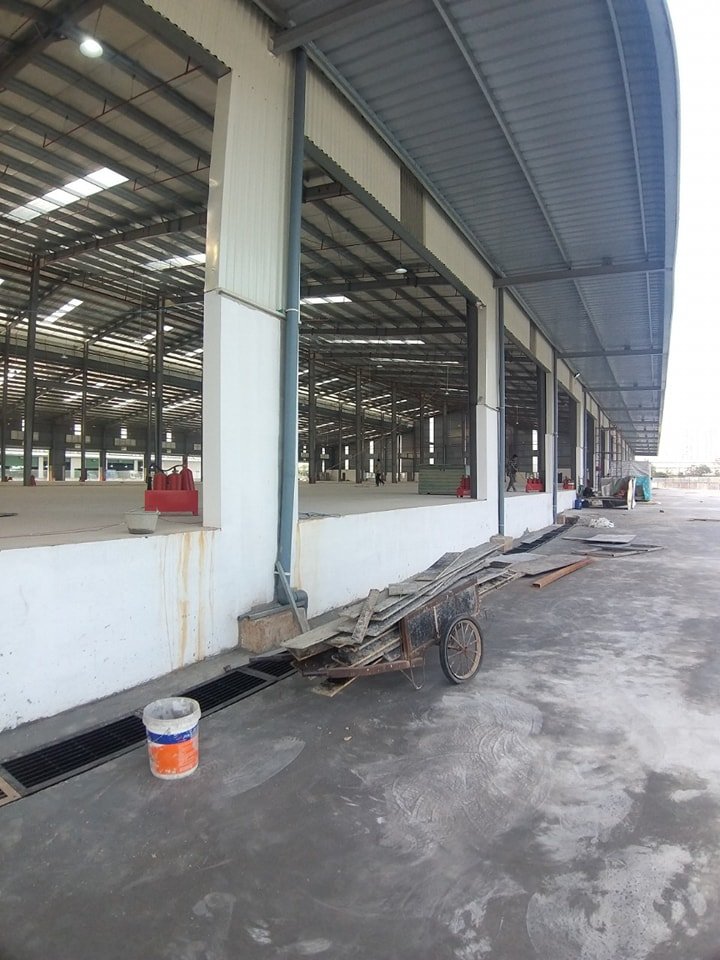 Warehouse for rent at Dinh Vu Port - Hai Phong. With Dock, automatic fire protection. Suitable for Logistics businesses 2