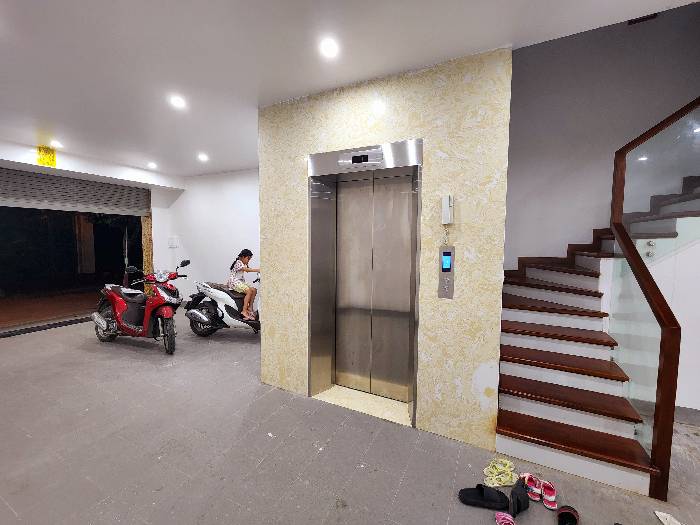 Cần bán Nhà mặt tiền đường Tố Hữu, Phường Vạn Phúc, Diện tích 70m², Giá 11 Tỷ 3