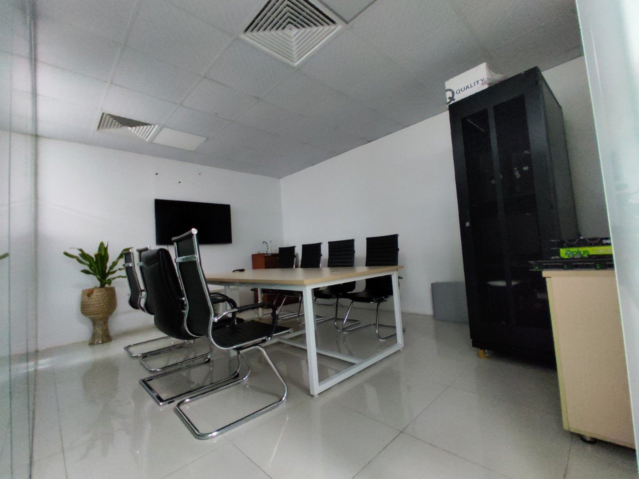 D'office Thành Thái, BQL cho thuê văn phòng chuyên nghiệp, DT linh hoạt, LH ngay 0963526774 5