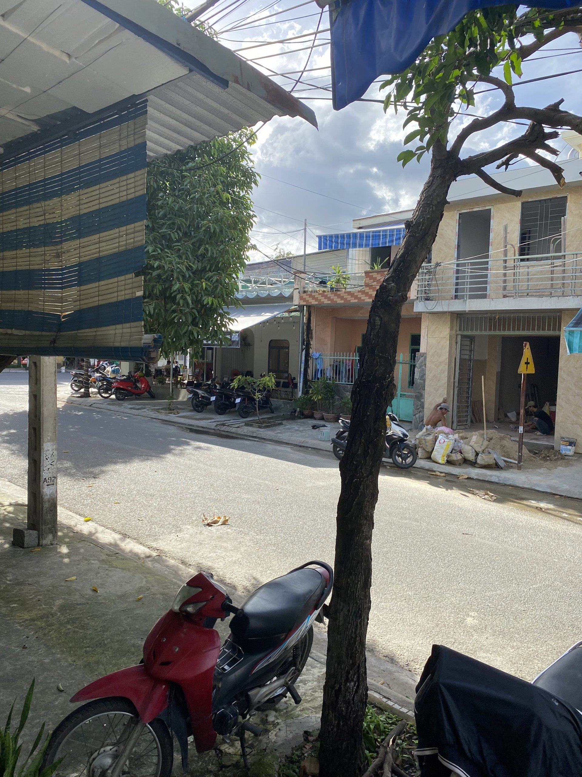 Cần bán Nhà mặt tiền đường Khúc Thừa Dụ, Phường Phước Long, Diện tích 70m², Giá Thương lượng 2