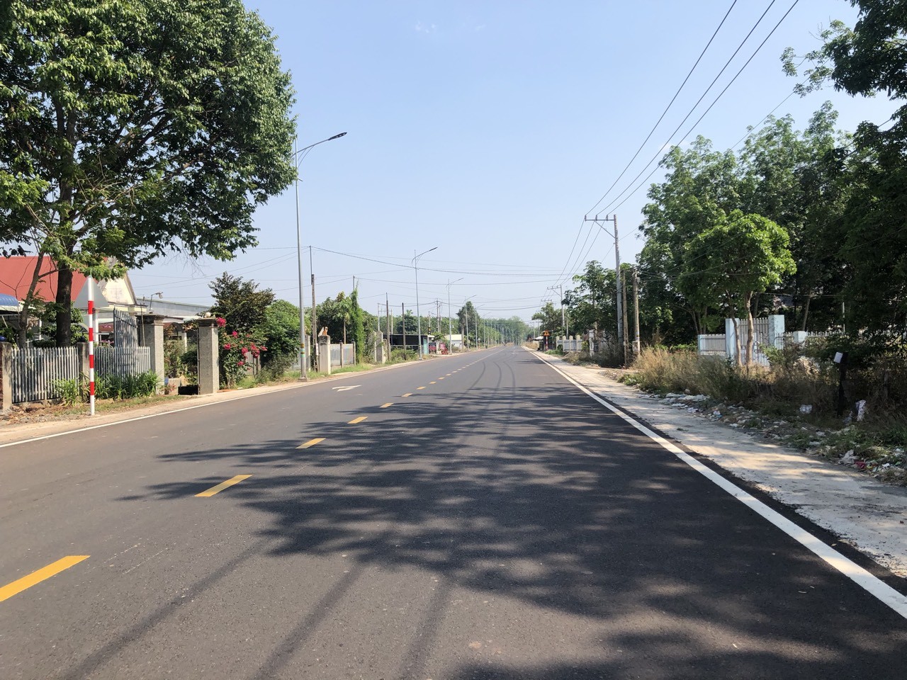 Cần bán Đất đường Quốc lộ 14, Xã Minh Hưng, Diện tích 1675m², Giá 560 Triệu 2
