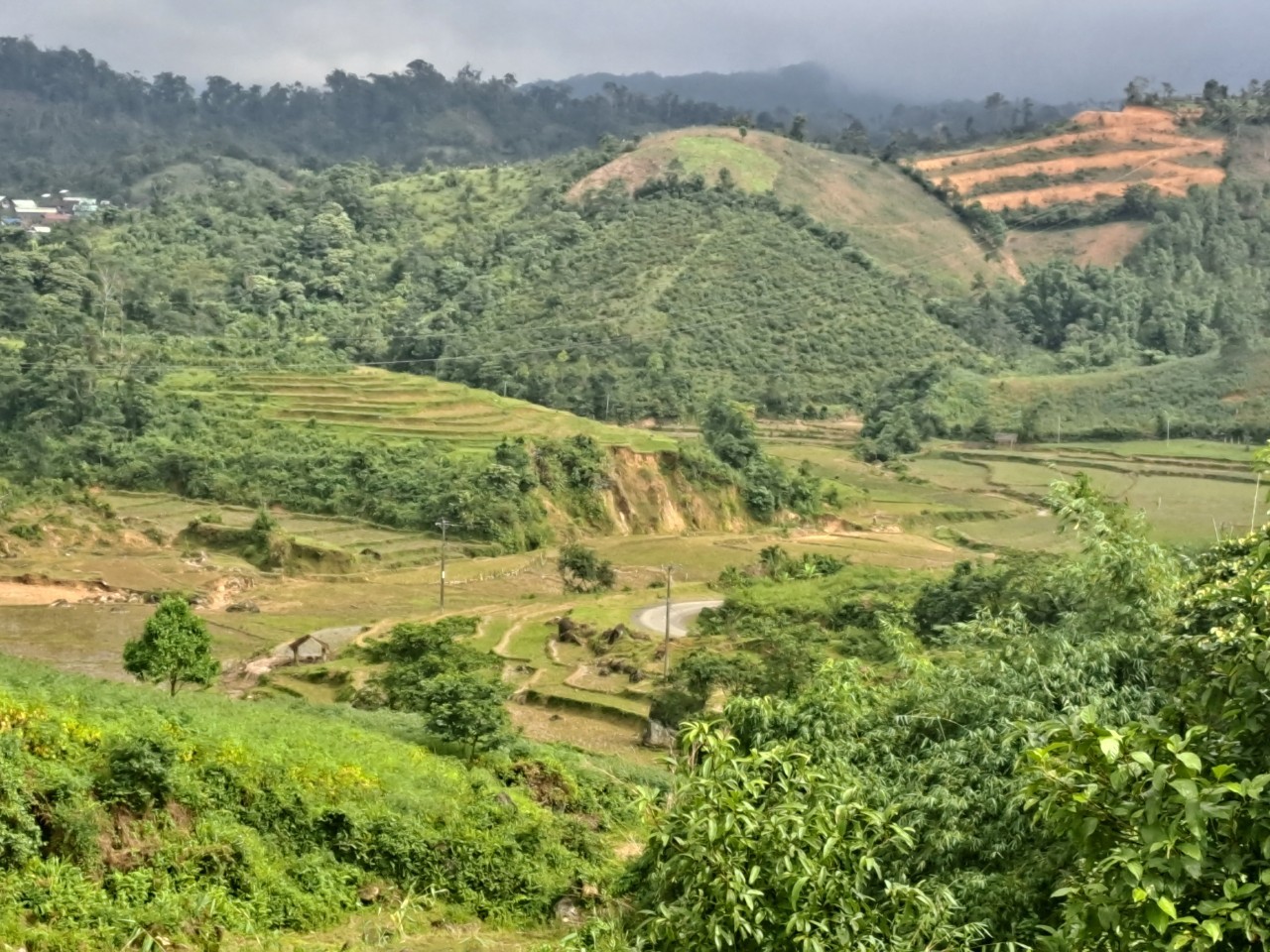 Bán đất siêu rẻ thích hợp làm homestay tại thị xã Măng Cành 4