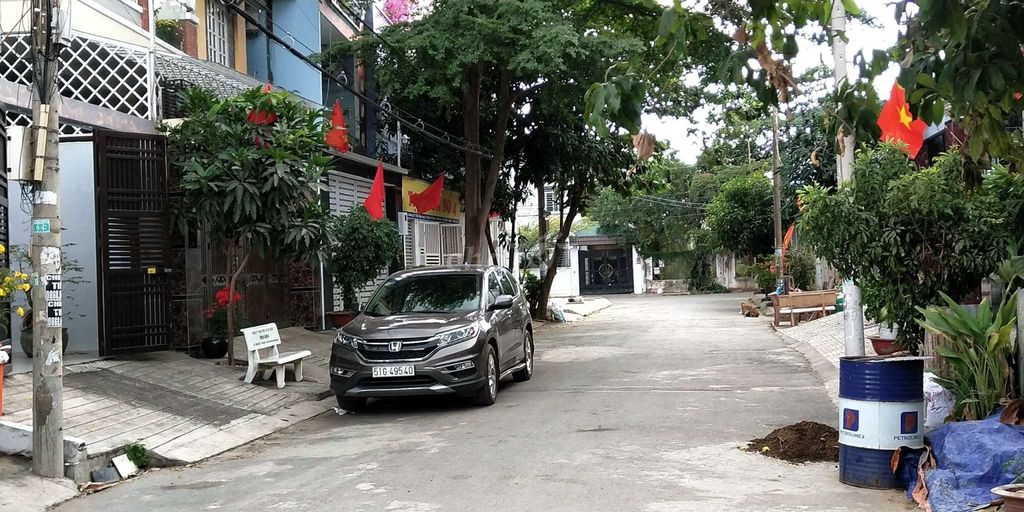 Cho thuê Nhà mặt tiền dự án Khu dân cư Hồng Long, Diện tích 150m², Giá Thương lượng