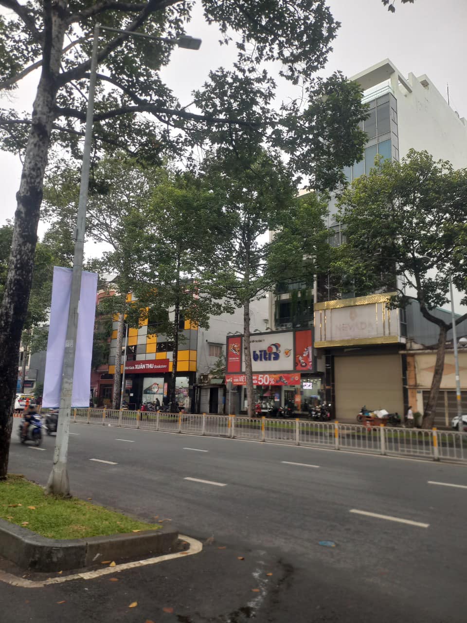 Bán nhà MT Trần Hưng Đạo đắc địa-Ngang 18M-cạnh chợ Bến Thành-kinh doanh cực tốt-dòng tiền cao 2