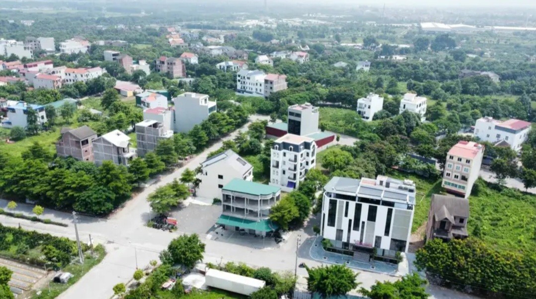 Bán gấp liền kề mặt đường 24m kinh doanh sầm uất khu ĐT Hà Phong