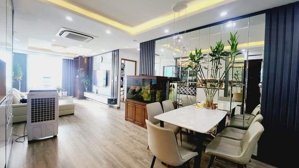 Ở đây ! Em có bán căn 120m2 3pn tầng trung Hapulico Complex mà giá chỉ có 6 tỷ 2