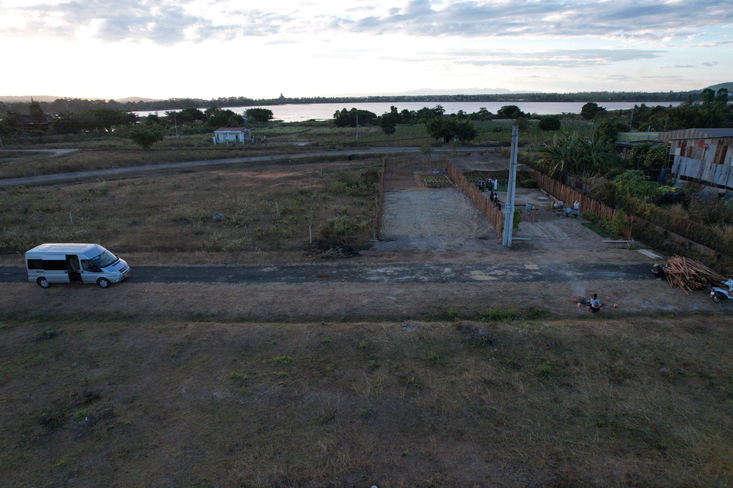 Cần tiền bán gấp  mảnh đất tại Biển Hồ Pleiku- Gia Lai 2