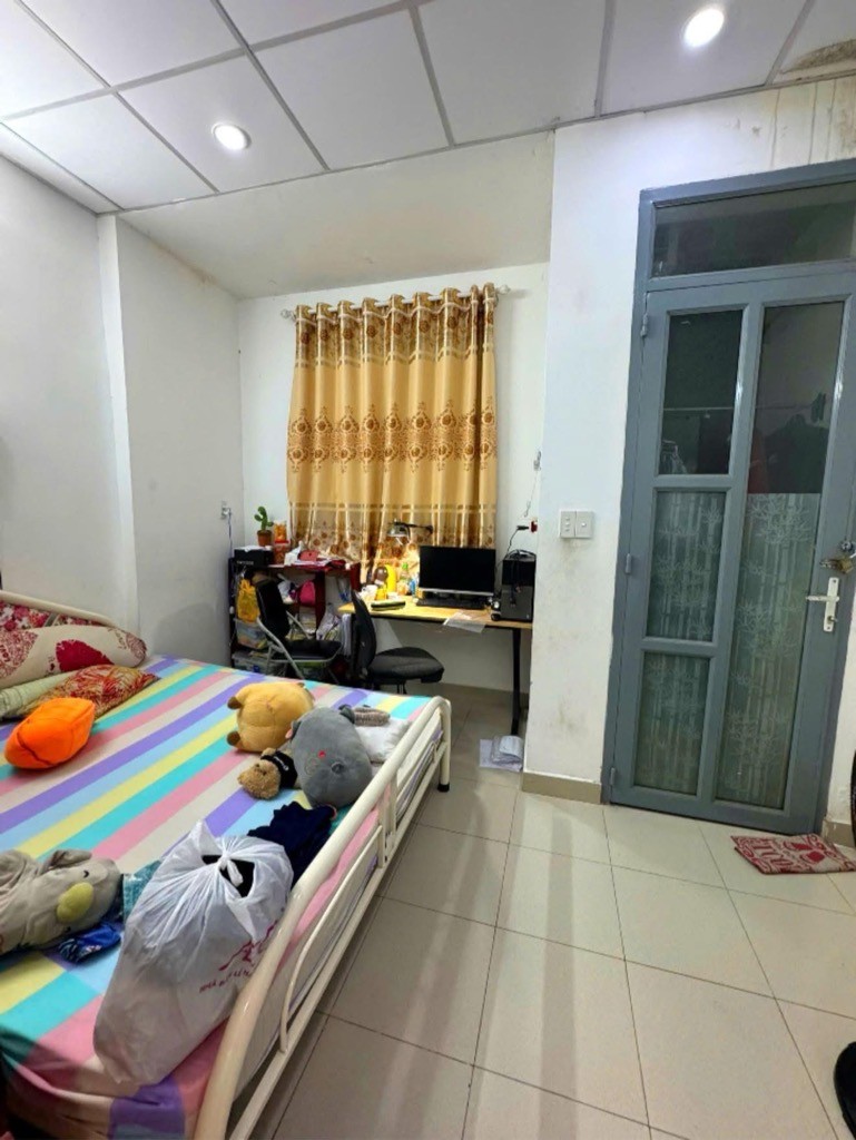 NGAY TRƯƠNG PHƯỚC PHAN - LÊ VĂN QUỚI, NHÀ 2 TẦNG 2PN, 32M2, HẺM THÔNG, SÁT MẶT TIỀN, GIÁ NHỈNH 3 TỶ 3