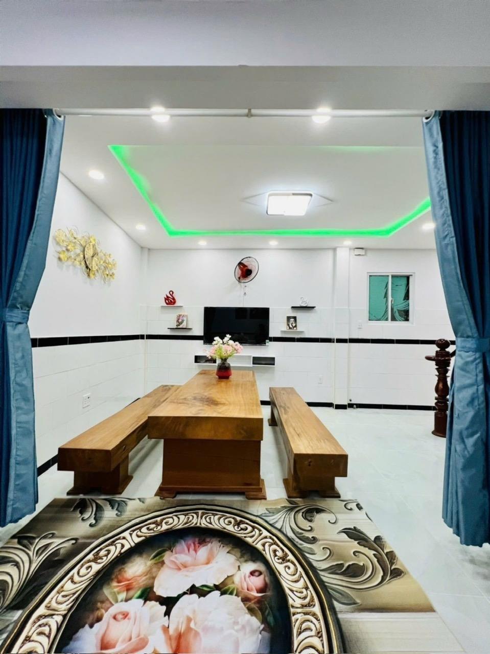 Cần bán nhà GẤP hẻm Thống Nhất, Gò Vấp, 42m², 4.2 tỷ Tặng full nội thất 2